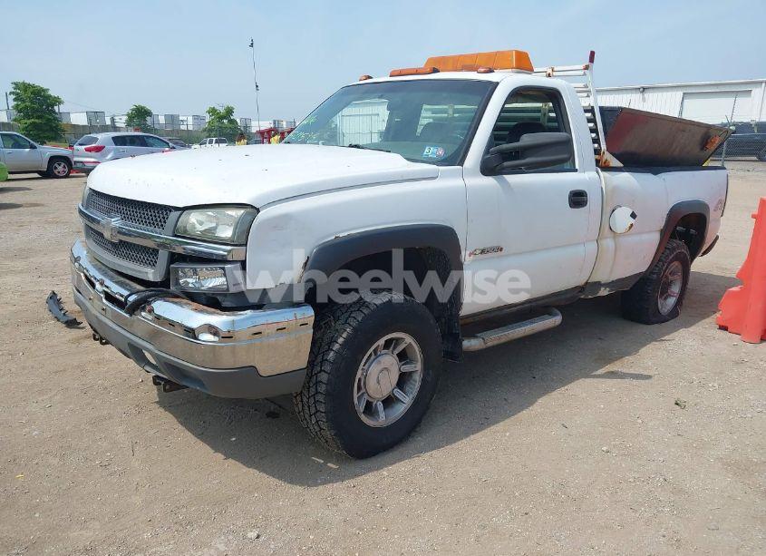 Photo 2 of 2006 Chevrolet Silverado 3500 WORK TRUCK (VIN 1GCHK34U36E213547)