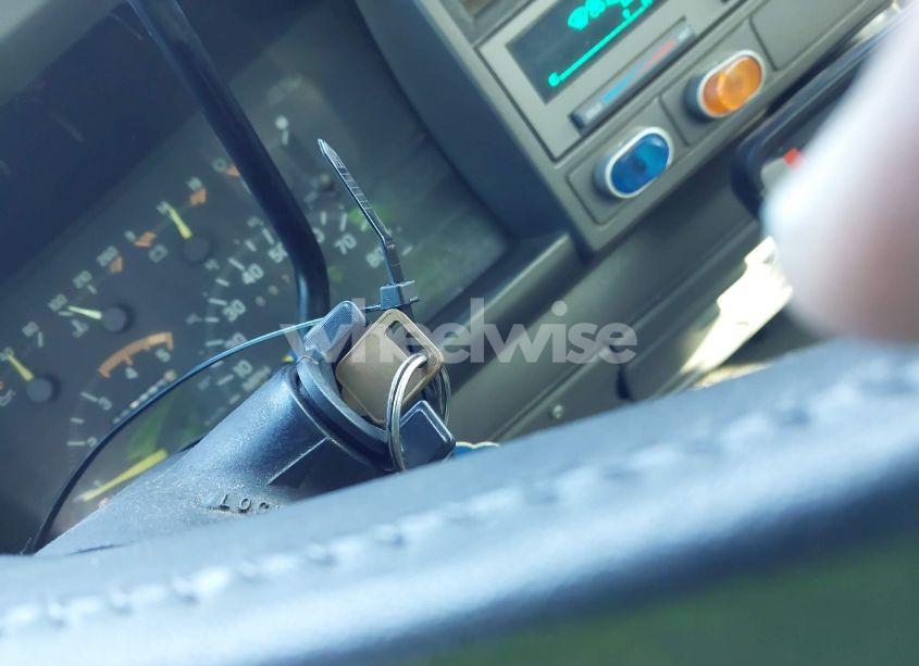 Photo 11 of 1993 Chevrolet Gmt-400 K3500 (VIN 1GCHK39F0PE237378)