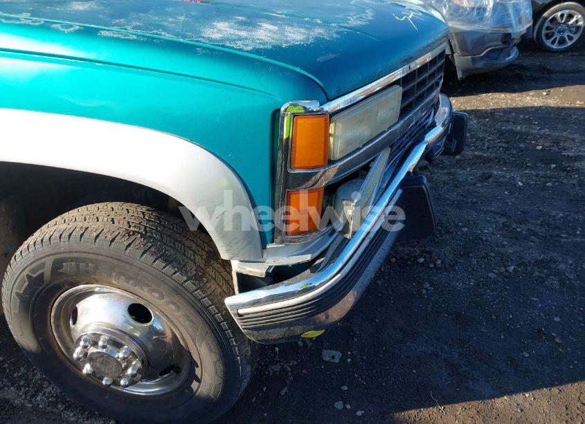 Photo 12 of 1993 Chevrolet Gmt-400 K3500 (VIN 1GCHK39F0PE237378)