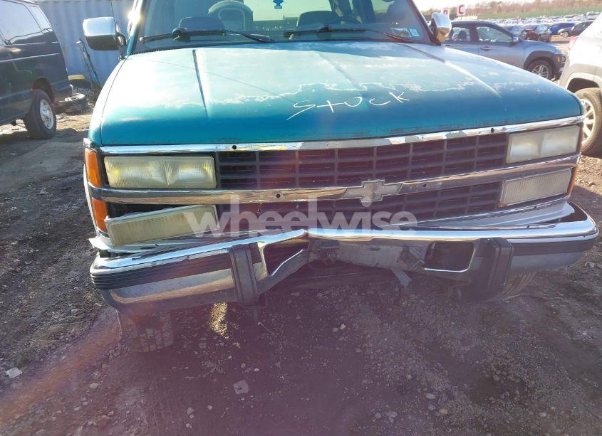 Photo 6 of 1993 Chevrolet Gmt-400 K3500 (VIN 1GCHK39F0PE237378)