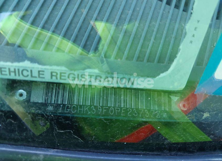 Photo 9 of 1993 Chevrolet Gmt-400 K3500 (VIN 1GCHK39F0PE237378)