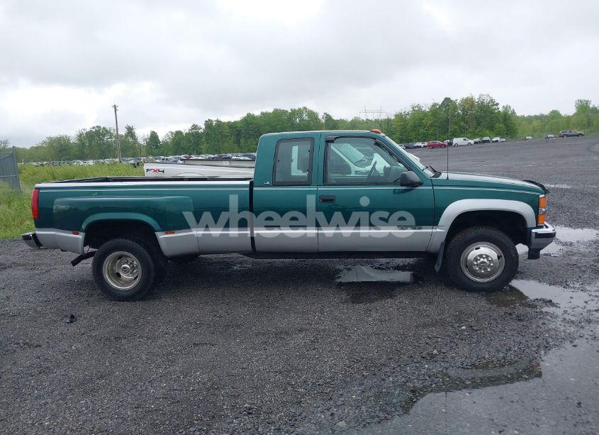 Photo 13 of 2000 Chevrolet K3500 (VIN 1GCHK39J3YF507509)