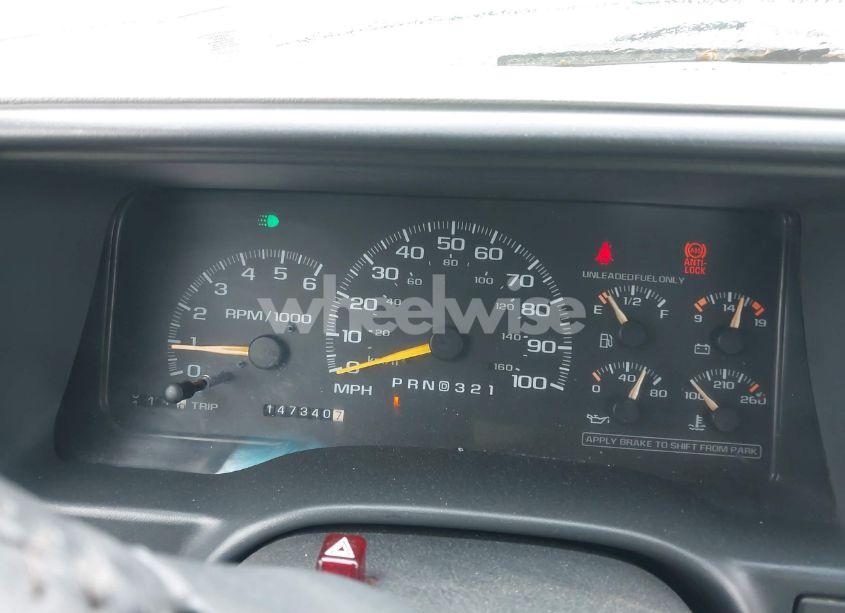 Photo 7 of 2000 Chevrolet K3500 (VIN 1GCHK39J3YF507509)