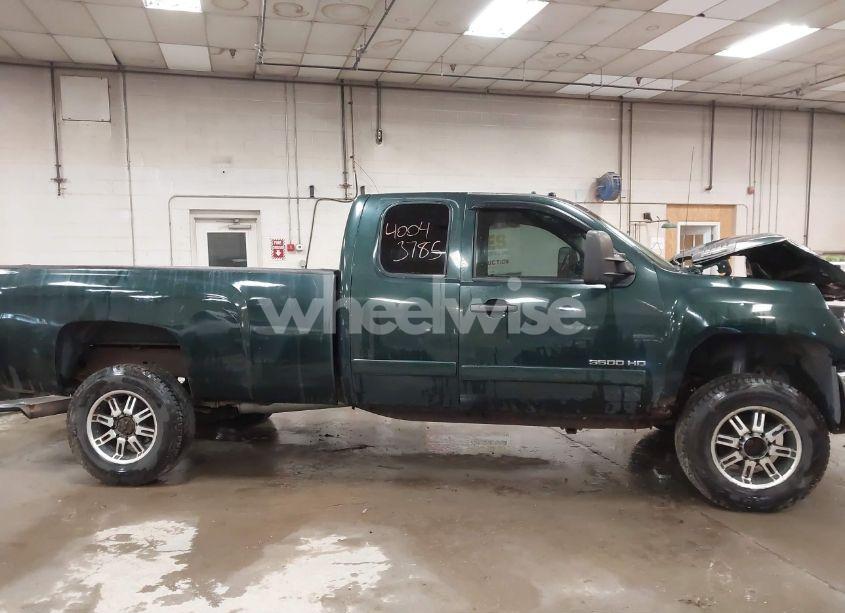 Photo 14 of 2008 Chevrolet Silverado 3500HD LT1 (VIN 1GCHK39K28E159071)