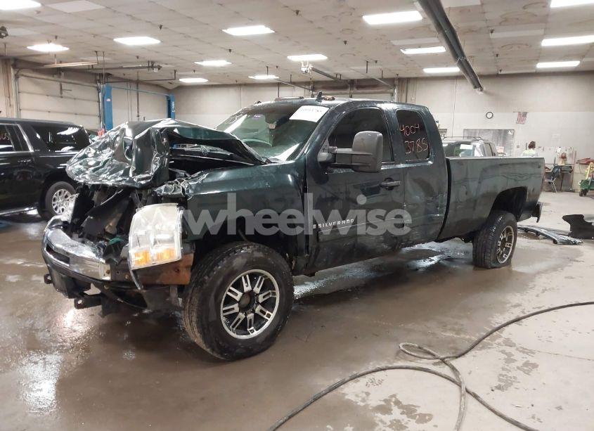 Photo 2 of 2008 Chevrolet Silverado 3500HD LT1 (VIN 1GCHK39K28E159071)