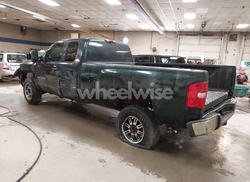 Photo 3 of 2008 Chevrolet Silverado 3500HD LT1 (VIN 1GCHK39K28E159071)