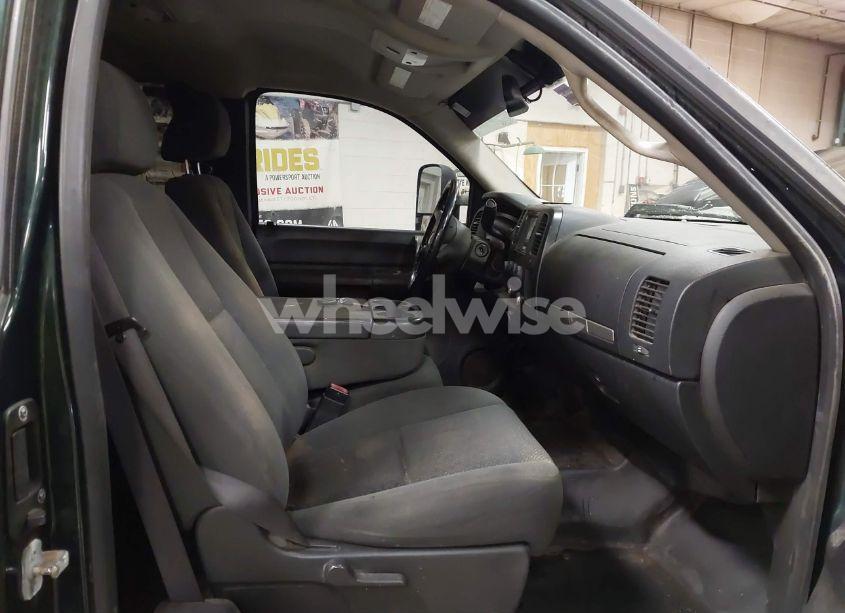 Photo 5 of 2008 Chevrolet Silverado 3500HD LT1 (VIN 1GCHK39K28E159071)