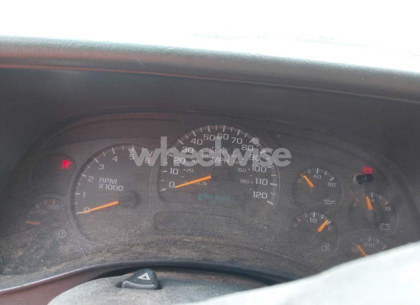 Photo 15 of 2005 Chevrolet Silverado 3500 LS (VIN 1GCHK39U75E196856)