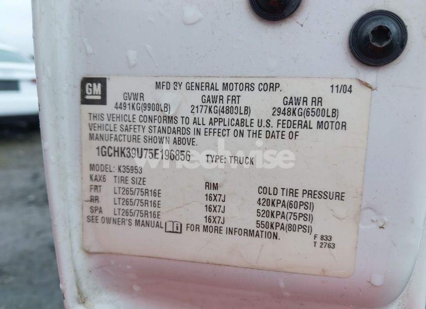 Photo 9 of 2005 Chevrolet Silverado 3500 LS (VIN 1GCHK39U75E196856)