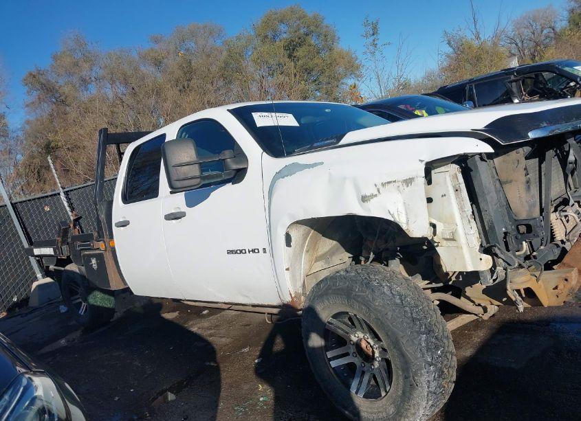 Photo 13 of 2009 Chevrolet Silverado 2500HD WORK TRUCK (VIN 1GCHK43649F154984)