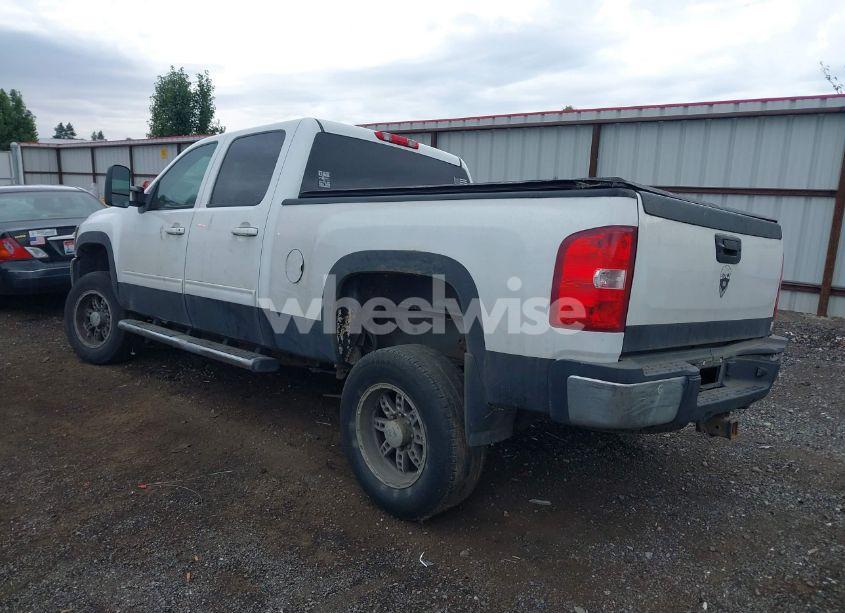 Photo 3 of 2009 Chevrolet Silverado 2500HD WORK TRUCK (VIN 1GCHK43649F170103)