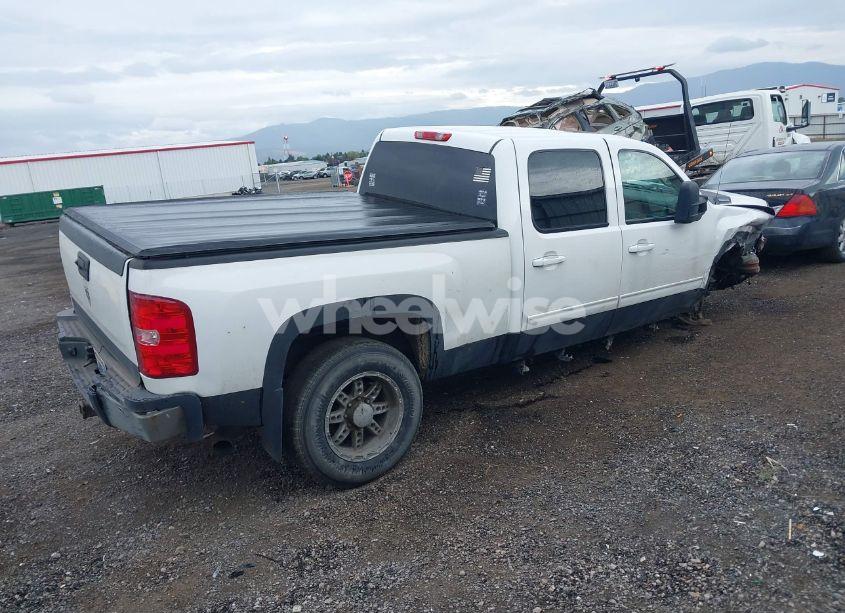 Photo 4 of 2009 Chevrolet Silverado 2500HD WORK TRUCK (VIN 1GCHK43649F170103)