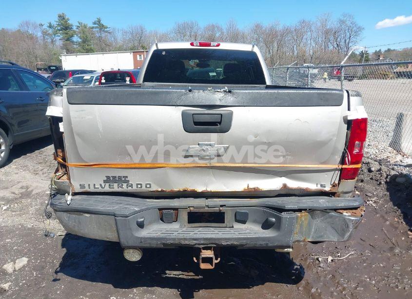 Photo 16 of 2009 Chevrolet Silverado 2500HD WORK TRUCK (VIN 1GCHK43K39F166993)