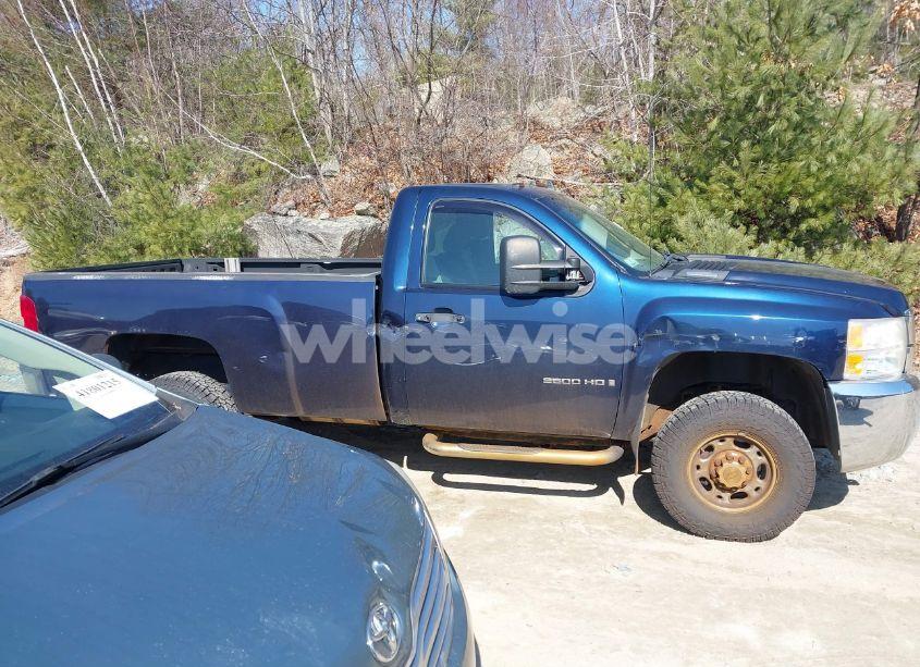 Photo 13 of 2009 Chevrolet Silverado 2500HD WORK TRUCK (VIN 1GCHK44K99E113042)