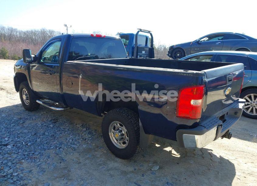 Photo 3 of 2009 Chevrolet Silverado 2500HD WORK TRUCK (VIN 1GCHK44K99E113042)