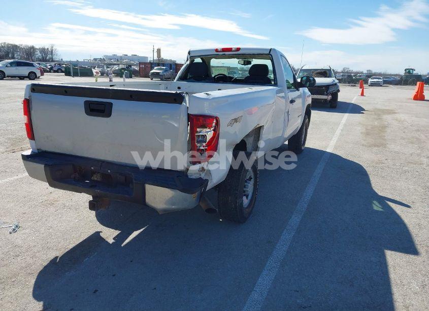 Photo 4 of 2009 Chevrolet Silverado 2500HD WORK TRUCK (VIN 1GCHK44KX9F146951)