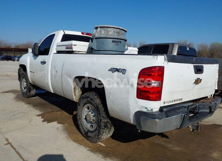 Photo 3 of 2009 Chevrolet Silverado 2500HD WORK TRUCK (VIN 1GCHK44KX9F150658)