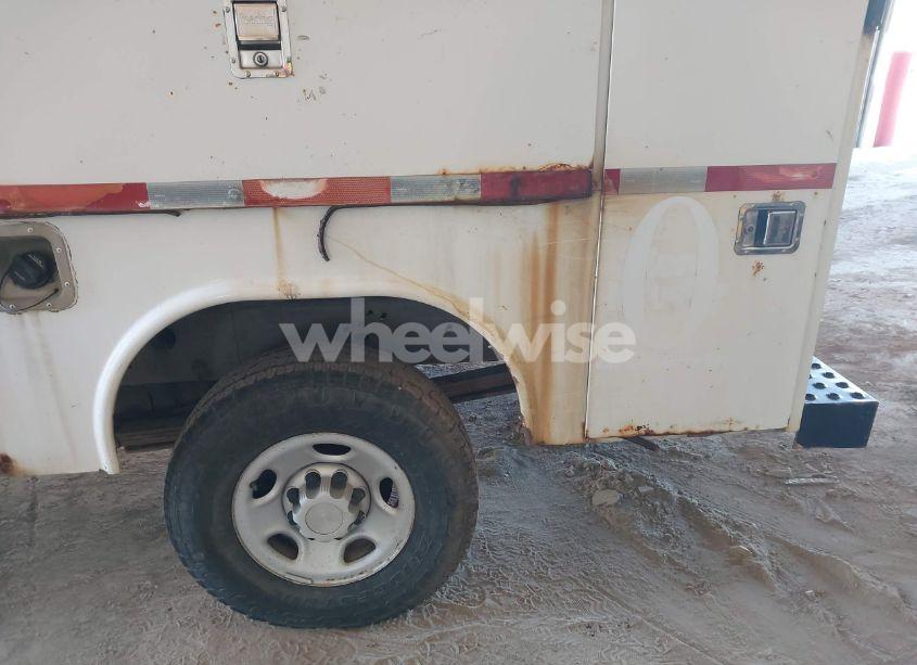 Photo 17 of 2009 Chevrolet Silverado 2500HD WORK TRUCK (VIN 1GCHK49K19E104103)