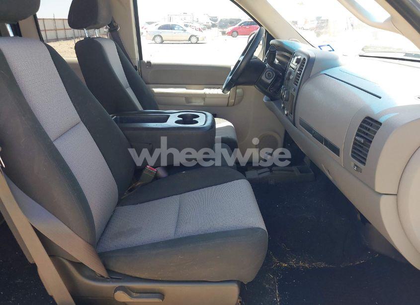 Photo 5 of 2009 Chevrolet Silverado 2500HD WORK TRUCK (VIN 1GCHK49K19E127932)