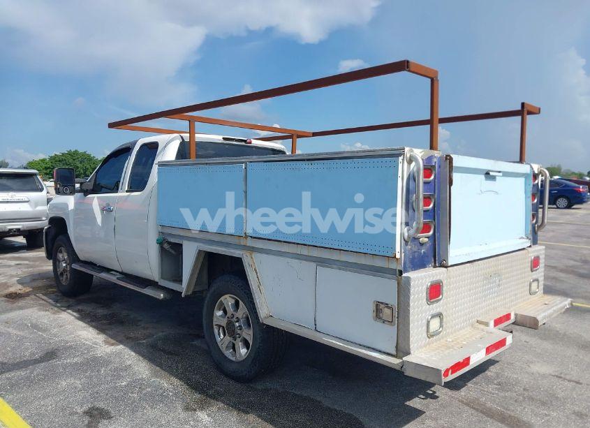 Photo 3 of 2009 Chevrolet Silverado 2500HD WORK TRUCK (VIN 1GCHK49K59E134981)