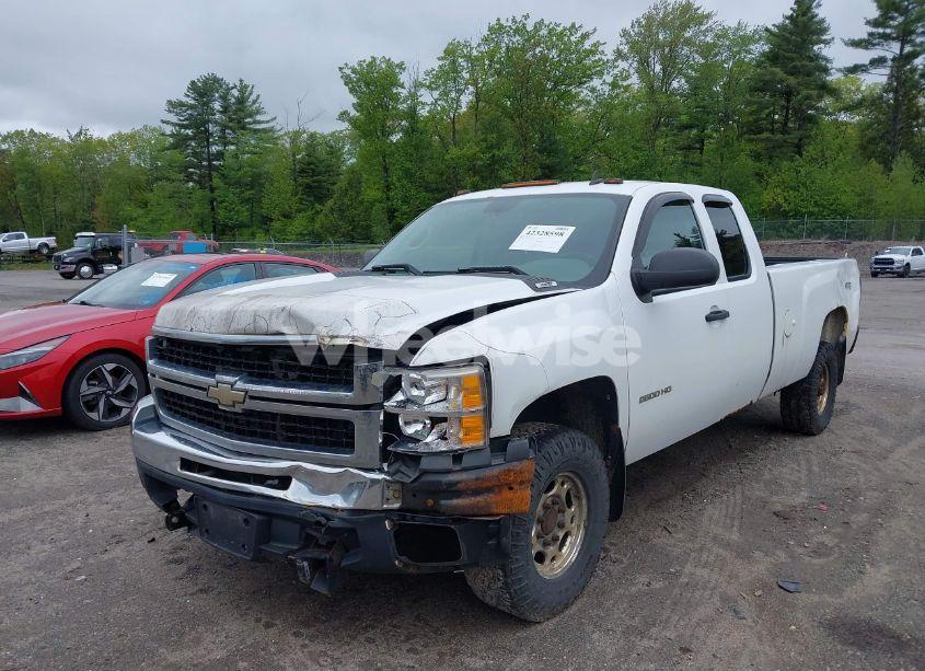 Photo 2 of 2009 Chevrolet Silverado 2500HD WORK TRUCK (VIN 1GCHK49K79E163530)