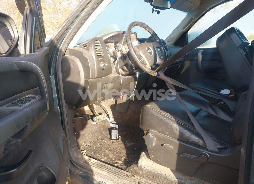Photo 5 of 2009 Chevrolet Silverado 2500HD (VIN 1GCHK53609F175045)