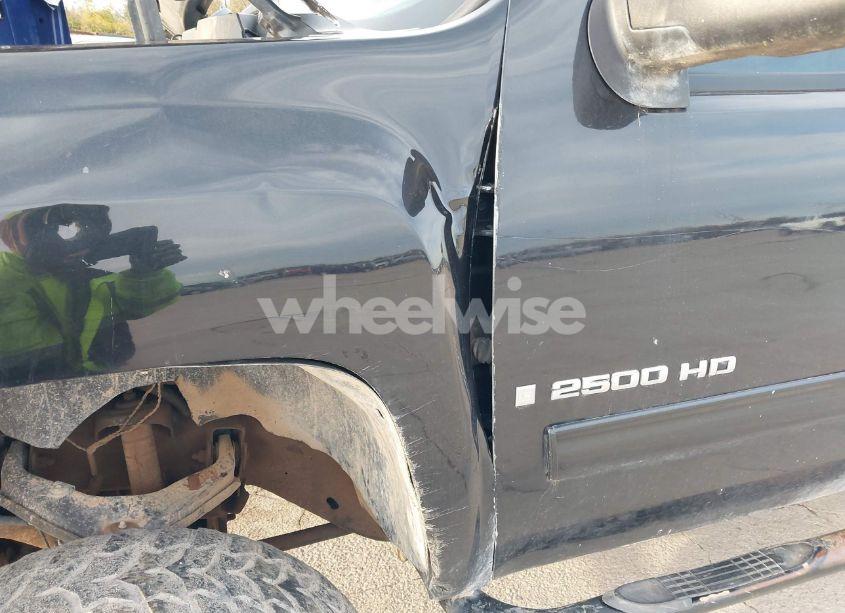 Photo 17 of 2009 Chevrolet Silverado 2500HD LT (VIN 1GCHK53659F127170)