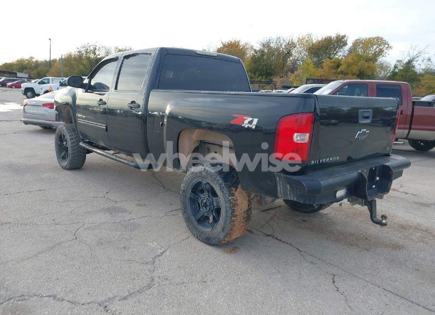 Photo 3 of 2009 Chevrolet Silverado 2500HD LT (VIN 1GCHK53659F127170)