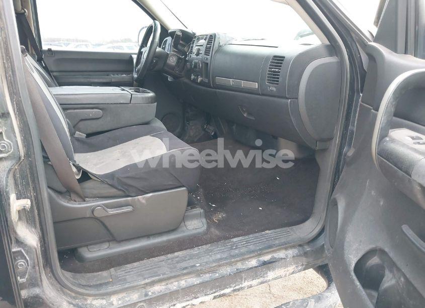 Photo 5 of 2009 Chevrolet Silverado 2500HD LT (VIN 1GCHK53659F127170)
