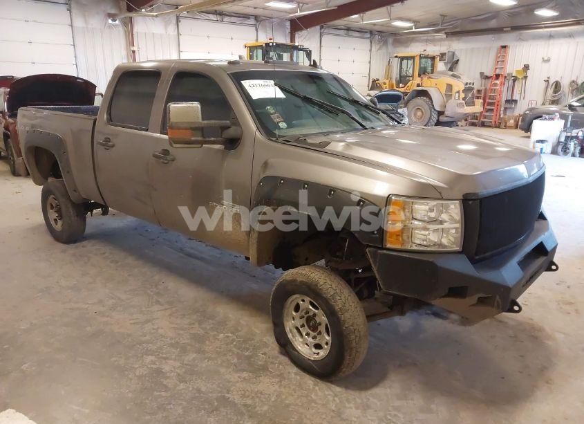 2009 Chevrolet Silverado 2500HD LT (VIN 1GCHK53669F151302) main photo