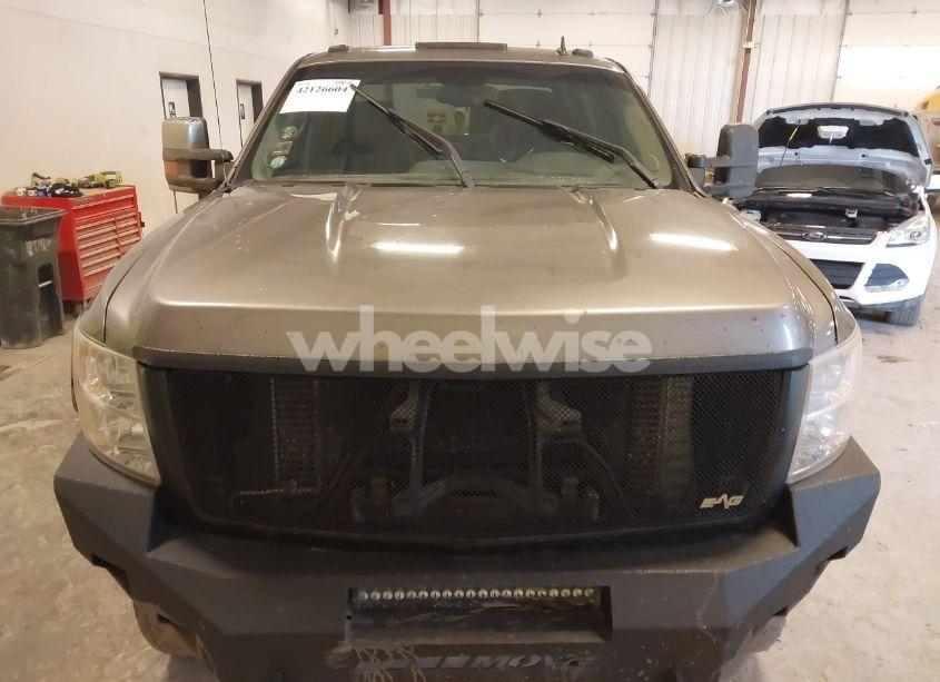 Photo 13 of 2009 Chevrolet Silverado 2500HD LT (VIN 1GCHK53669F151302)