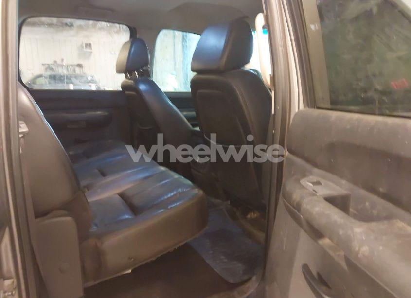 Photo 8 of 2009 Chevrolet Silverado 2500HD LT (VIN 1GCHK53669F151302)