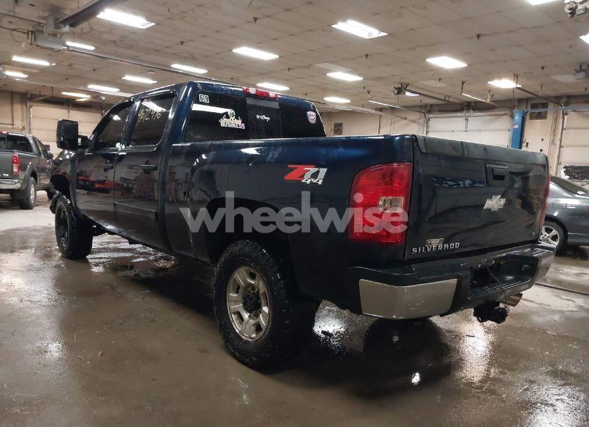 Photo 3 of 2009 Chevrolet Silverado 2500HD LT (VIN 1GCHK53K29F164710)