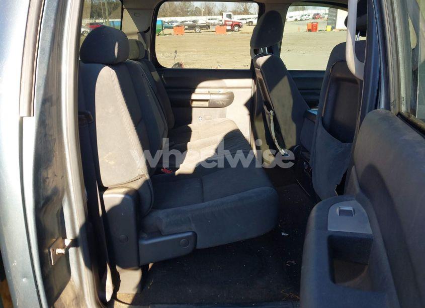 Photo 8 of 2009 Chevrolet Silverado 2500HD LT (VIN 1GCHK53K49F133555)