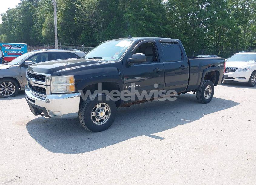 Photo 2 of 2009 Chevrolet Silverado 2500HD LT (VIN 1GCHK53K79F117656)