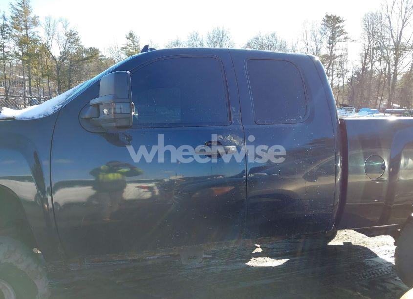 Photo 15 of 2009 Chevrolet Silverado 2500HD LT (VIN 1GCHK59K29E161027)