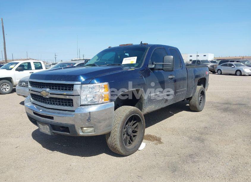 Photo 2 of 2009 Chevrolet Silverado 2500HD LT (VIN 1GCHK59K39E120969)