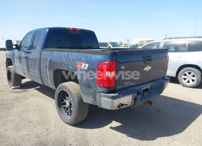 Photo 3 of 2009 Chevrolet Silverado 2500HD LT (VIN 1GCHK59K39E120969)