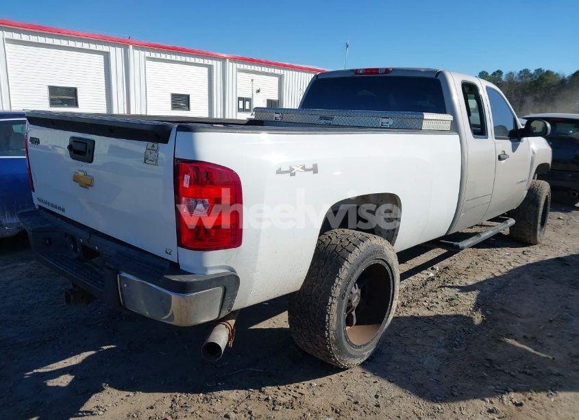 Photo 4 of 2009 Chevrolet Silverado 2500HD LT (VIN 1GCHK59K69E109707)