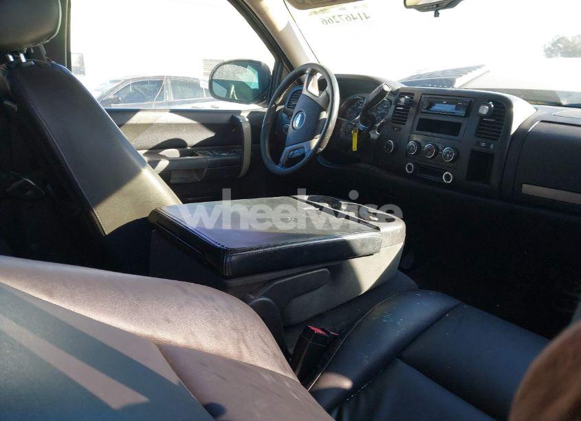 Photo 5 of 2009 Chevrolet Silverado 2500HD LT (VIN 1GCHK59K69E109707)