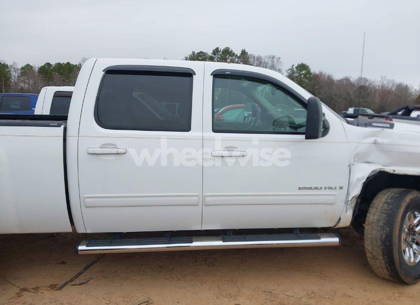 Photo 13 of 2009 Chevrolet Silverado 2500HD LTZ (VIN 1GCHK63619F129259)