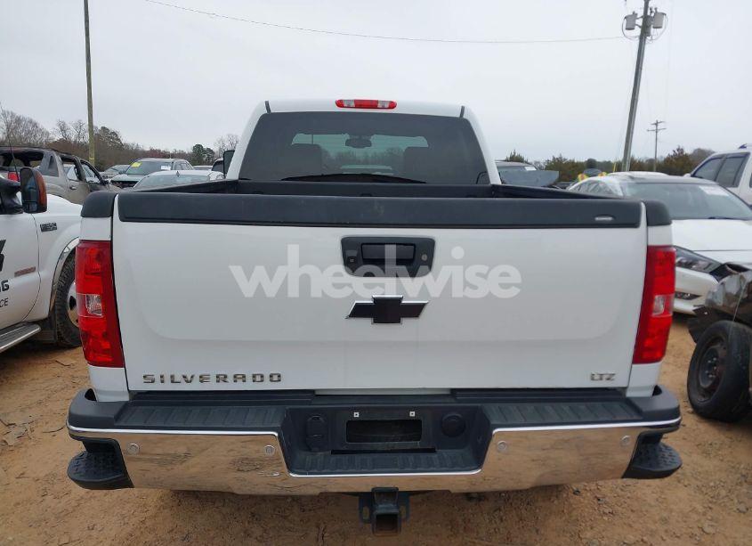 Photo 16 of 2009 Chevrolet Silverado 2500HD LTZ (VIN 1GCHK63619F129259)