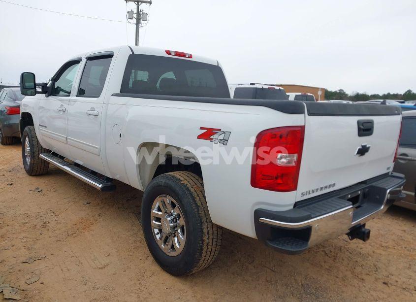 Photo 3 of 2009 Chevrolet Silverado 2500HD LTZ (VIN 1GCHK63619F129259)