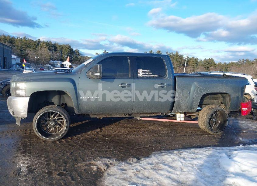Photo 14 of 2009 Chevrolet Silverado 2500HD LTZ (VIN 1GCHK63619F145767)