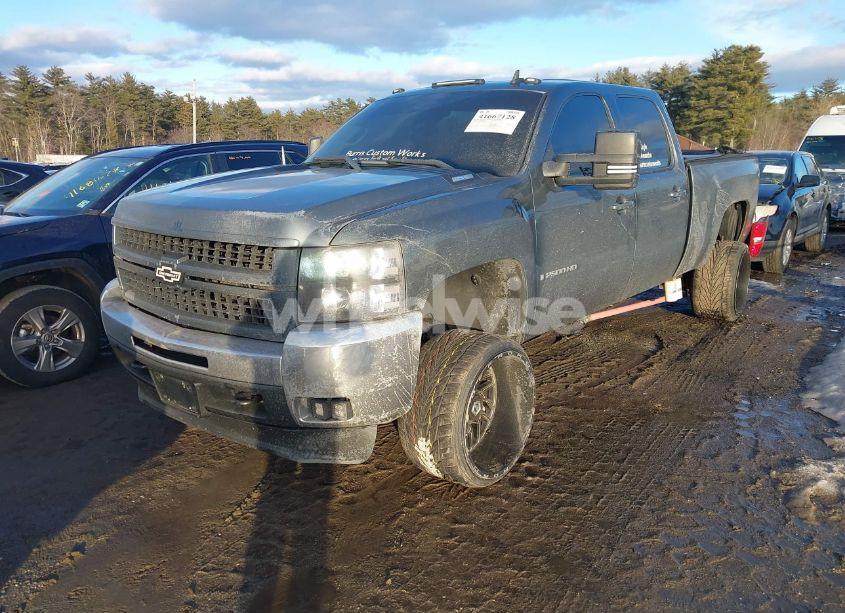 Photo 2 of 2009 Chevrolet Silverado 2500HD LTZ (VIN 1GCHK63619F145767)