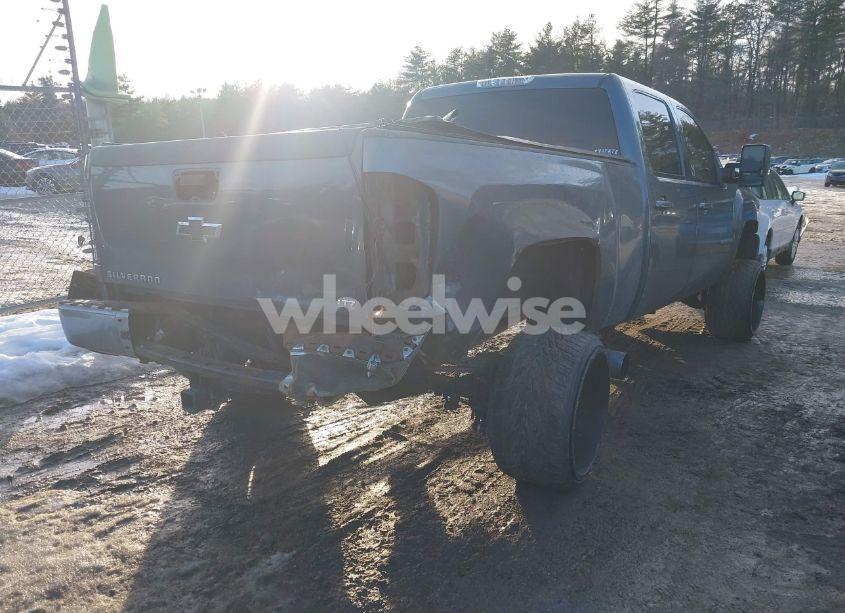 Photo 4 of 2009 Chevrolet Silverado 2500HD LTZ (VIN 1GCHK63619F145767)