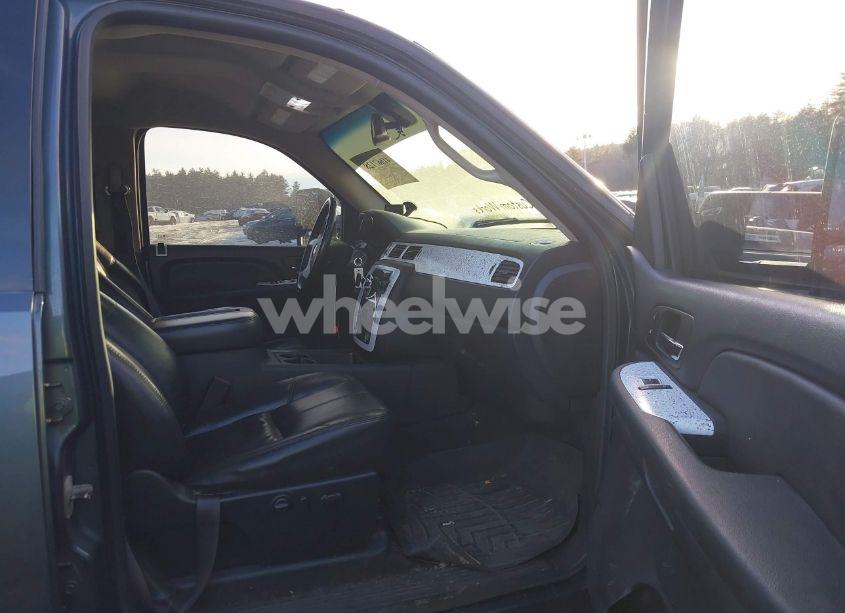 Photo 5 of 2009 Chevrolet Silverado 2500HD LTZ (VIN 1GCHK63619F145767)