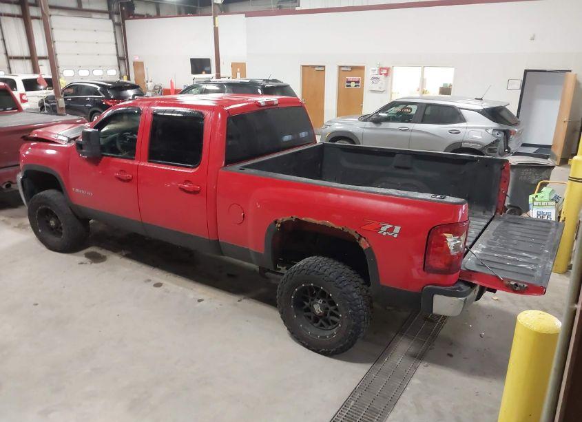 Photo 3 of 2009 Chevrolet Silverado 2500HD LTZ (VIN 1GCHK63659F135288)