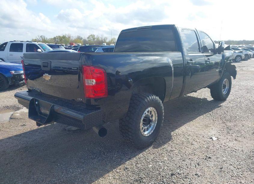 Photo 4 of 2009 Chevrolet Silverado 2500HD LTZ (VIN 1GCHK63699F181710)