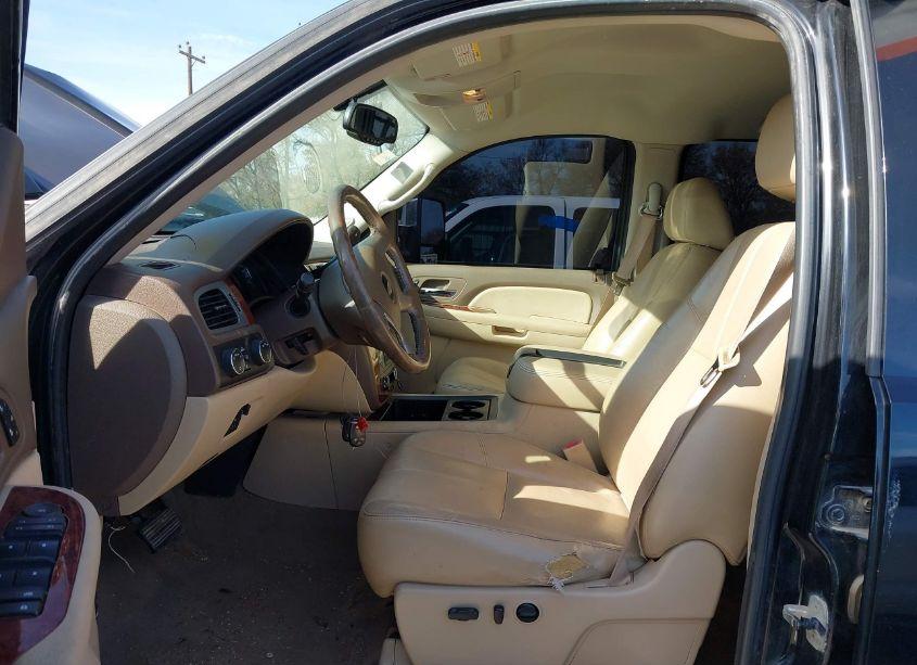 Photo 5 of 2009 Chevrolet Silverado 2500HD LTZ (VIN 1GCHK63699F181710)